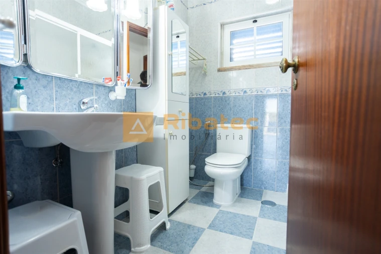 Moradia T3 para Venda em Couço Foto 14