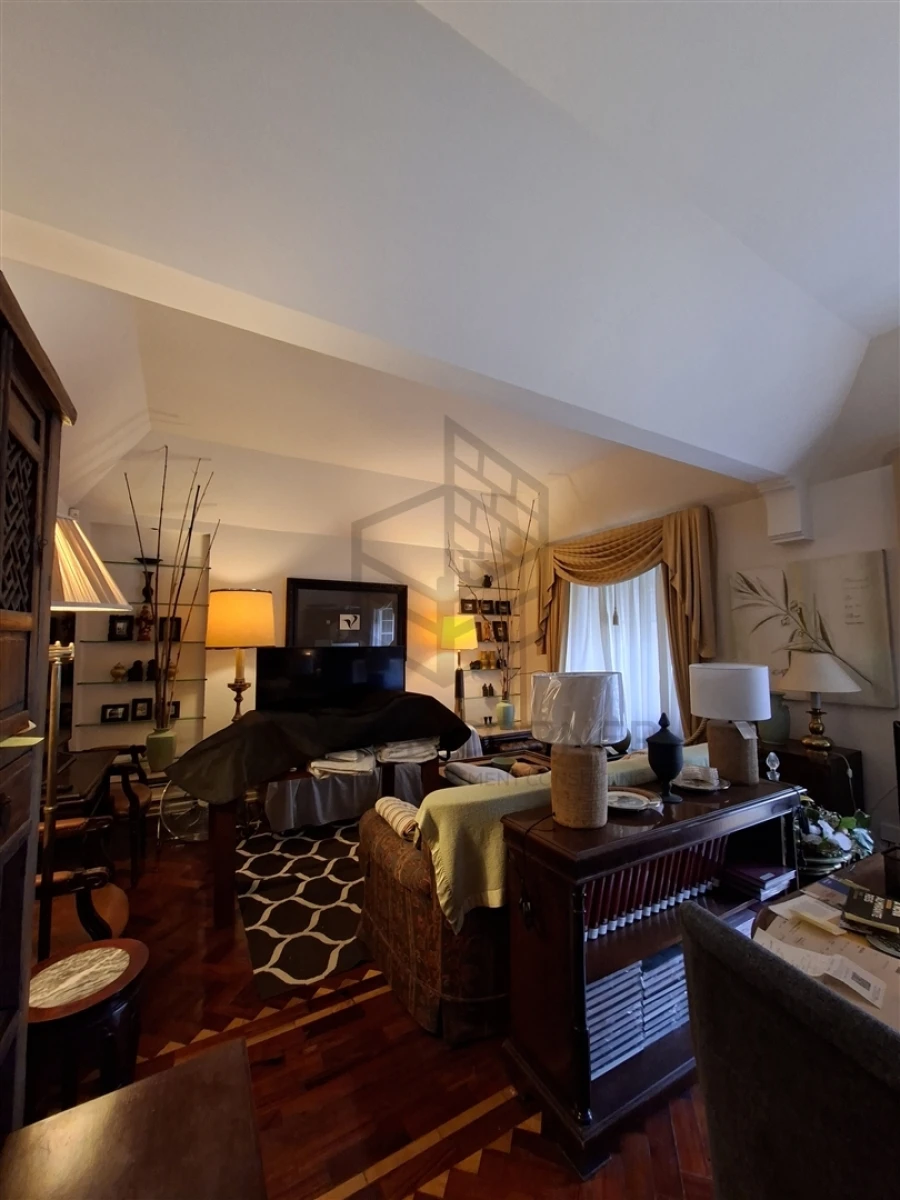 Apartamento T4 para Venda em Areeiro Foto 31