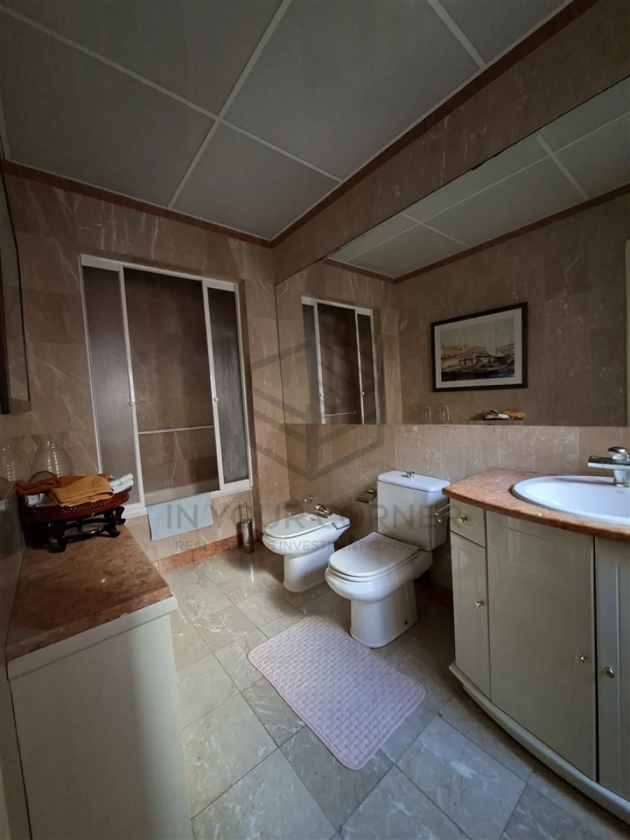 Apartamento T4 para Venda em Areeiro Foto 35