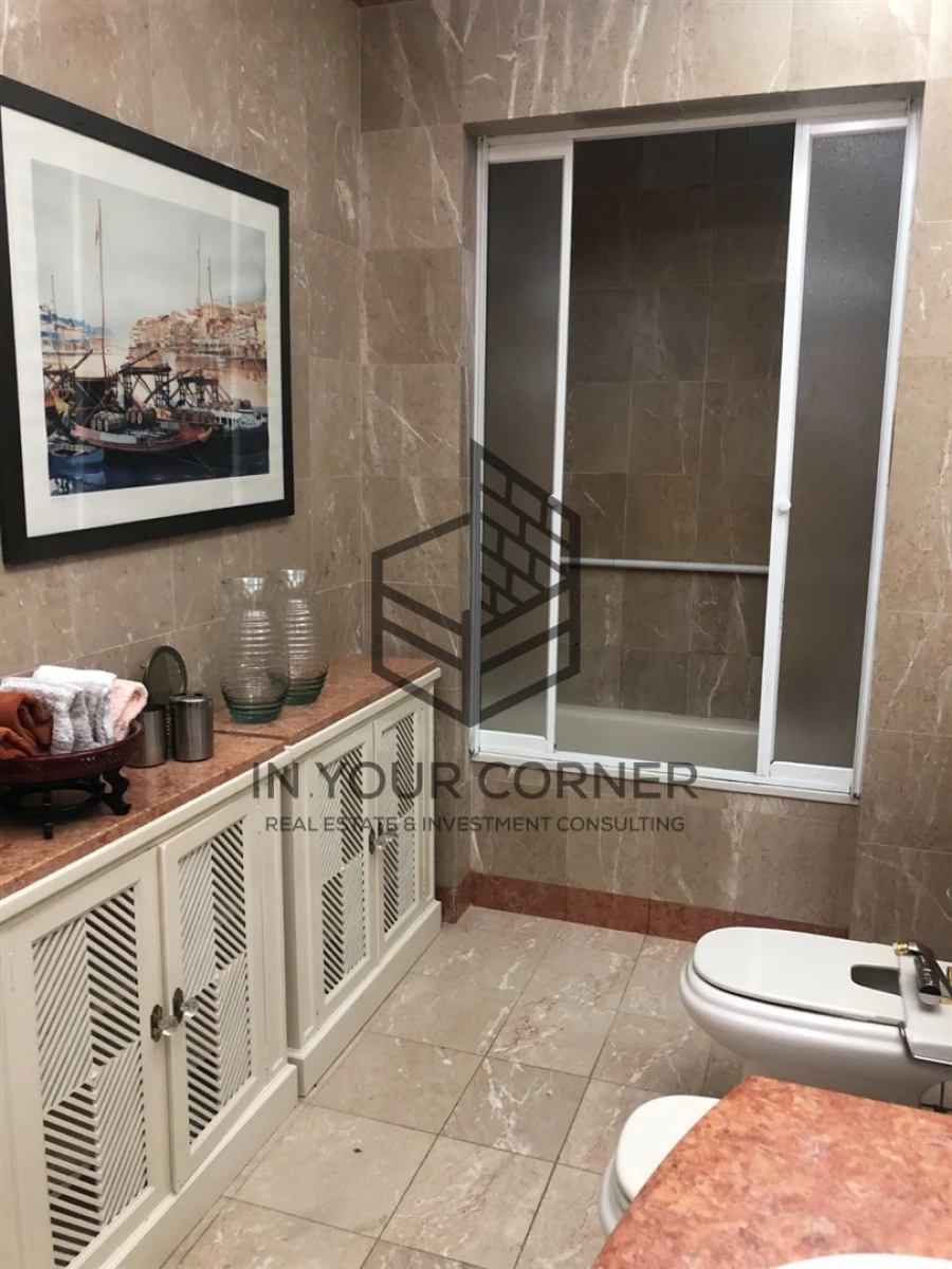 Apartamento T4 para Venda em Areeiro Foto 11