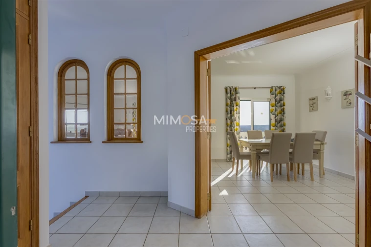 Moradia T3 para Arrendamento em Budens Foto 6