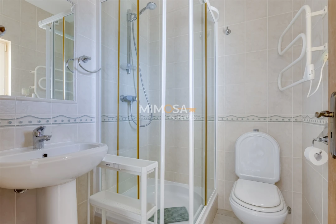 Moradia T3 para Arrendamento em Budens Foto 21