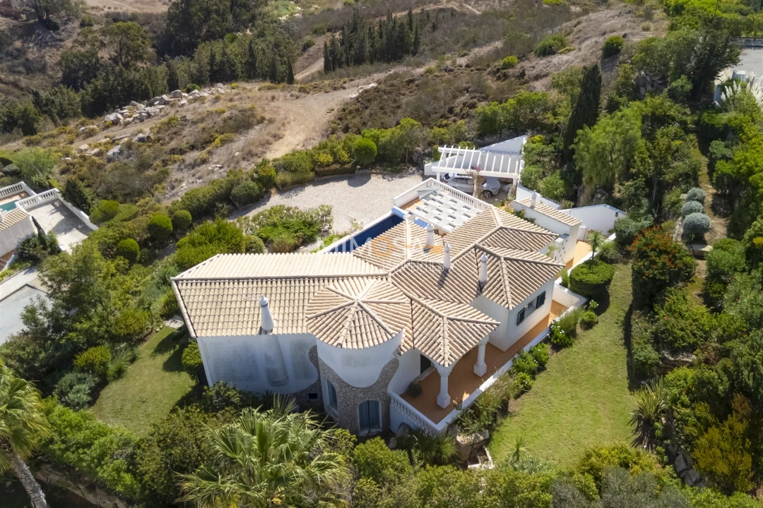 Moradia T3 para Arrendamento em Budens Foto 35