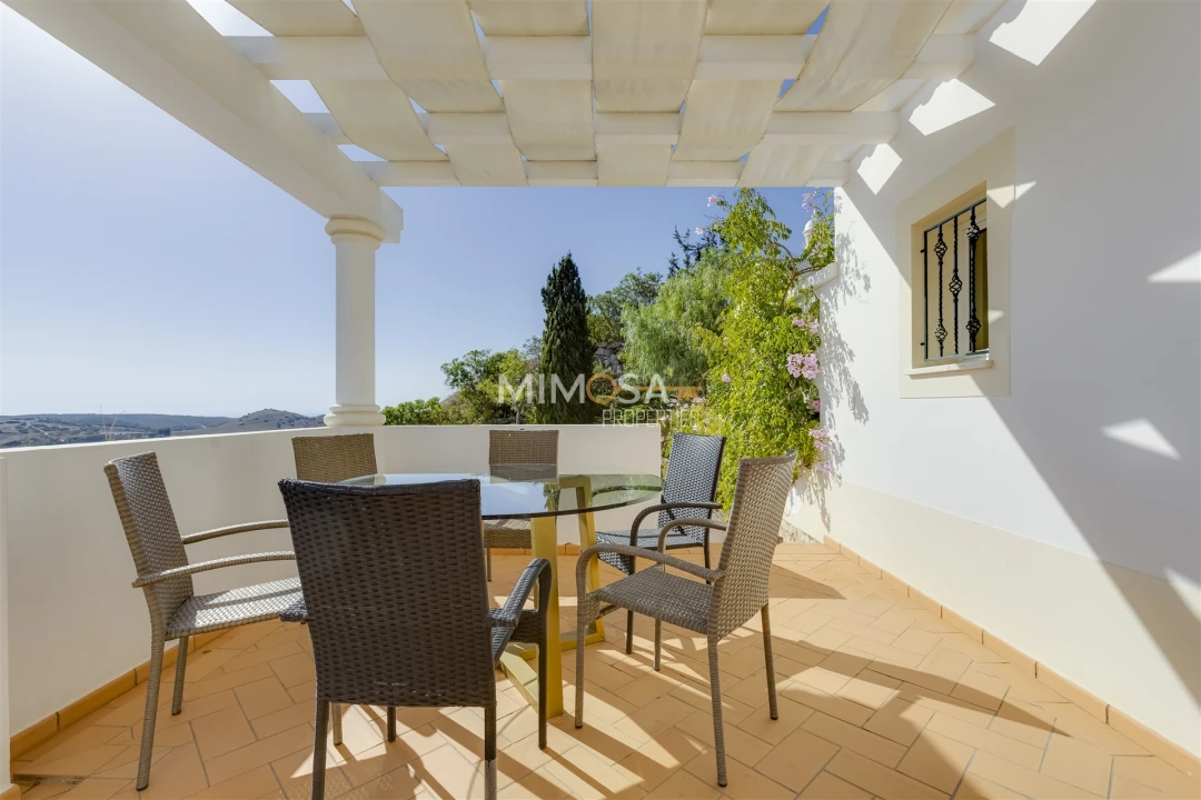 Moradia T3 para Arrendamento em Budens Foto 10