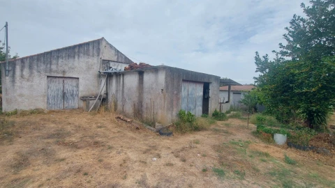 Quinta T0 para Venda em Paranhos