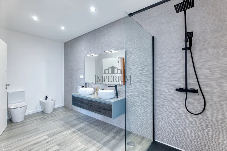 Moradia T3 para Venda em Alenquer (Santo Estêvão e Triana) Foto 54