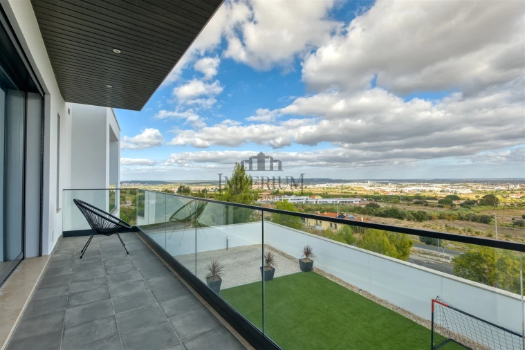 Moradia T3 para Venda em Alenquer (Santo Estêvão e Triana) Foto 33