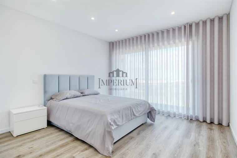 Moradia T3 para Venda em Alenquer (Santo Estêvão e Triana) Foto 36