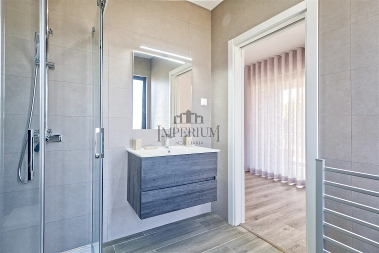 Moradia T3 para Venda em Alenquer (Santo Estêvão e Triana) Foto 42