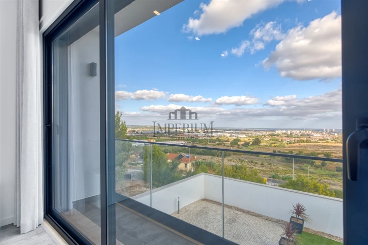 Moradia T3 para Venda em Alenquer (Santo Estêvão e Triana) Foto 57