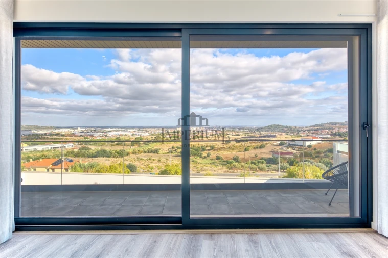 Moradia T3 para Venda em Alenquer (Santo Estêvão e Triana) Foto 56