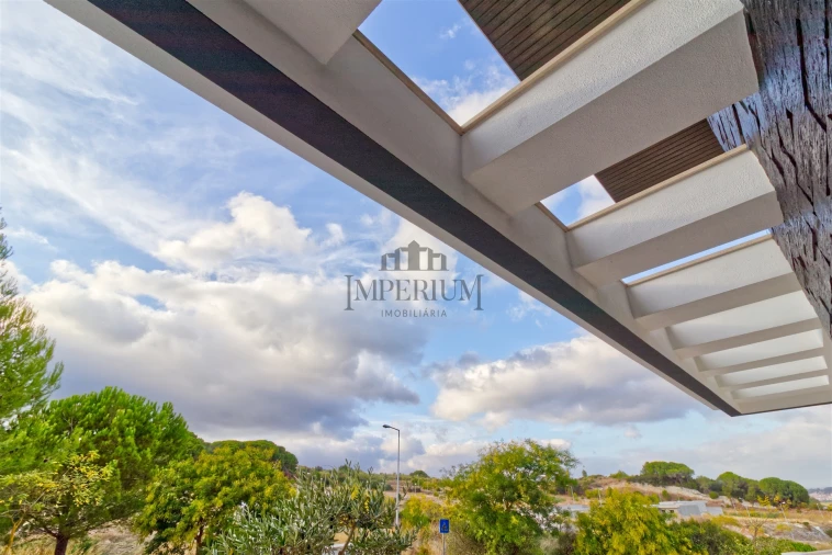 Moradia T3 para Venda em Alenquer (Santo Estêvão e Triana) Foto 14