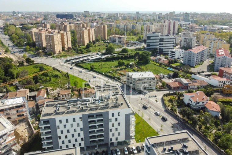 Apartamento T4 para Venda em Ramalde Foto 47