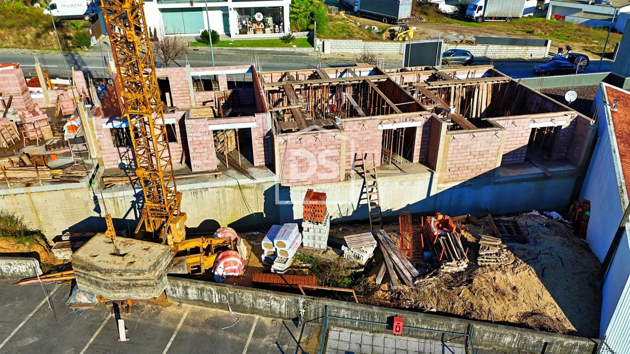 Moradia T3 para Venda em Macieira Foto 12