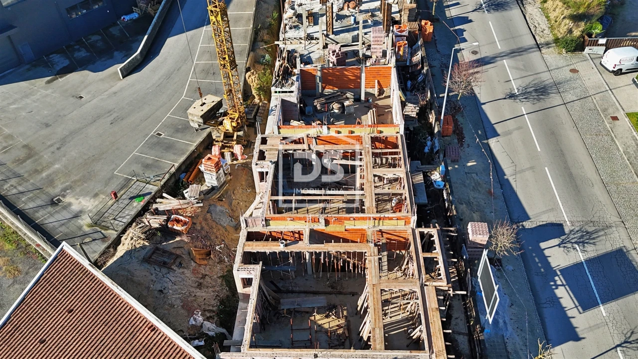 Moradia T3 para Venda em Macieira Foto 11