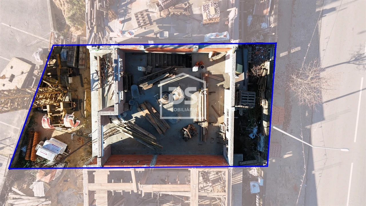 Moradia T3 para Venda em Macieira Foto 2