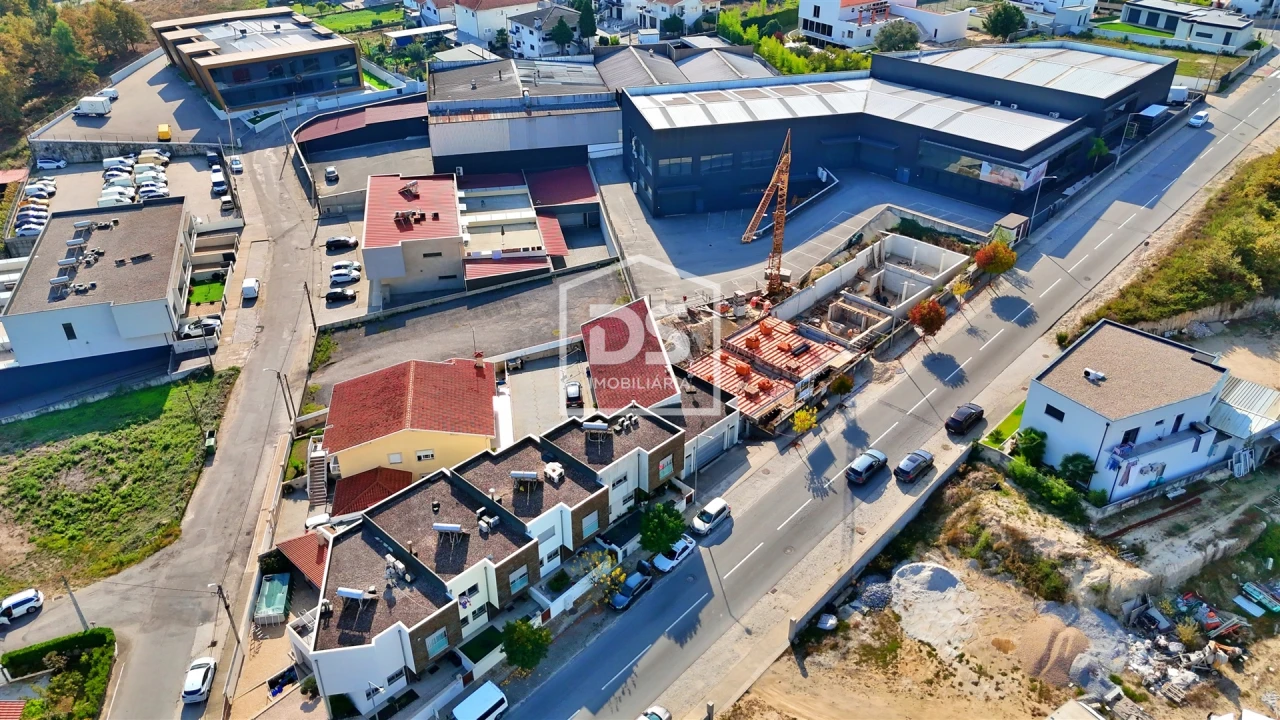 Moradia T3 para Venda em Macieira Foto 1