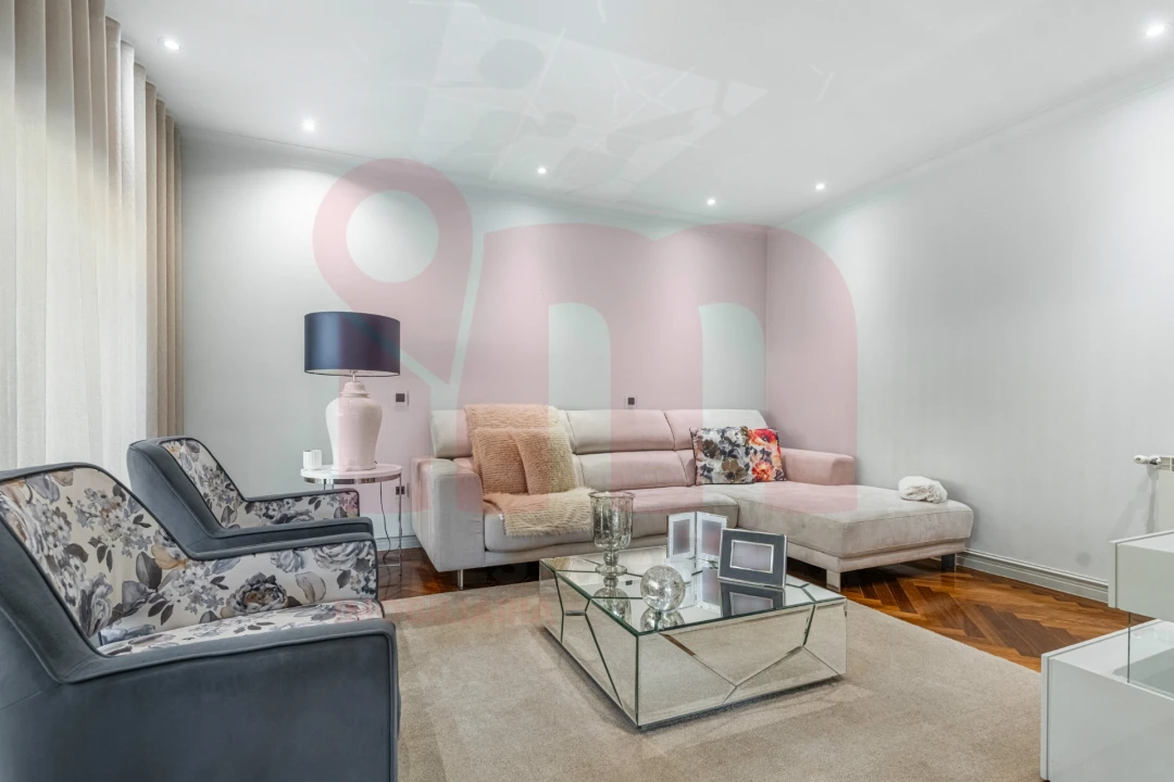 Moradia T3 para Venda em Nespereira Foto 8