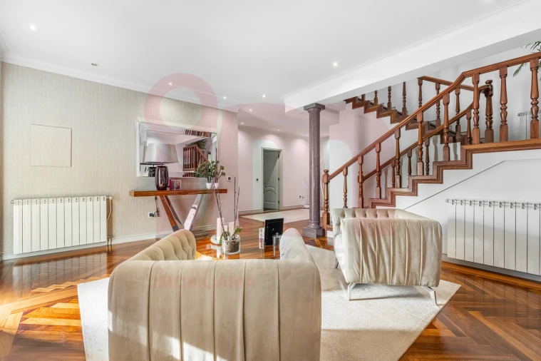 Moradia T3 para Venda em Nespereira Foto 13