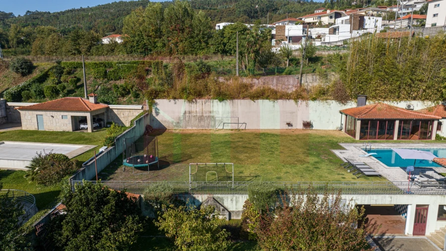 Moradia T3 para Venda em Nespereira Foto 42