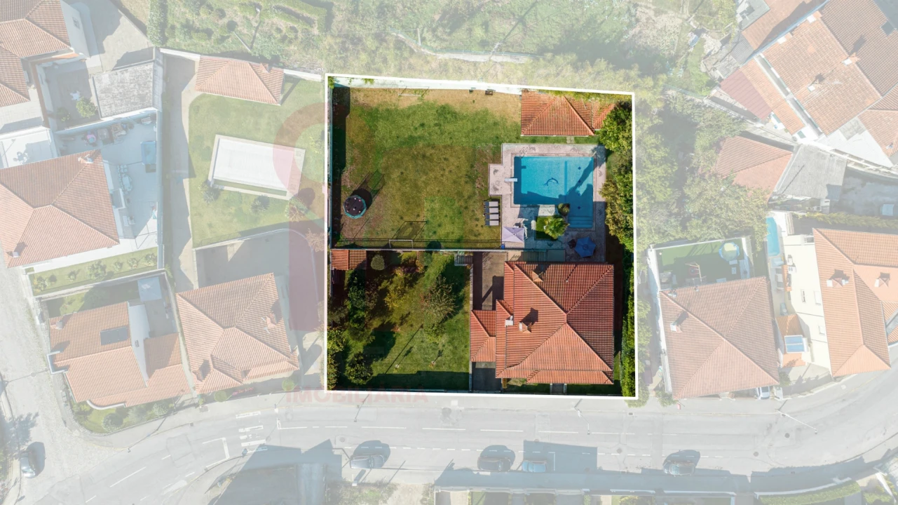 Moradia T3 para Venda em Nespereira Foto 1