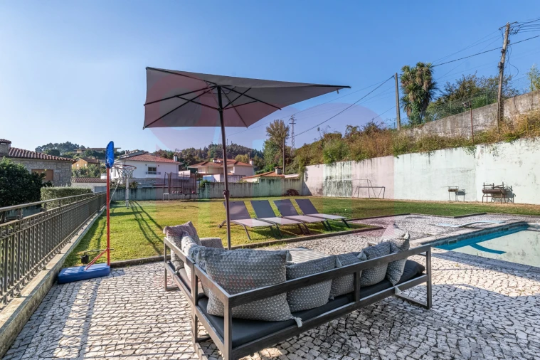 Moradia T3 para Venda em Nespereira Foto 41