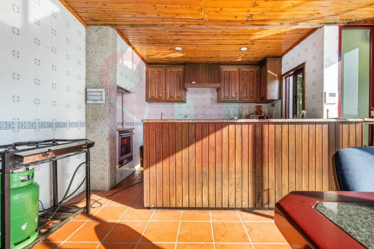 Moradia T3 para Venda em Nespereira Foto 36