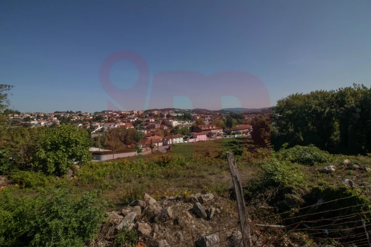 Terreno para Venda em São Tomé de Negrelos Foto 7