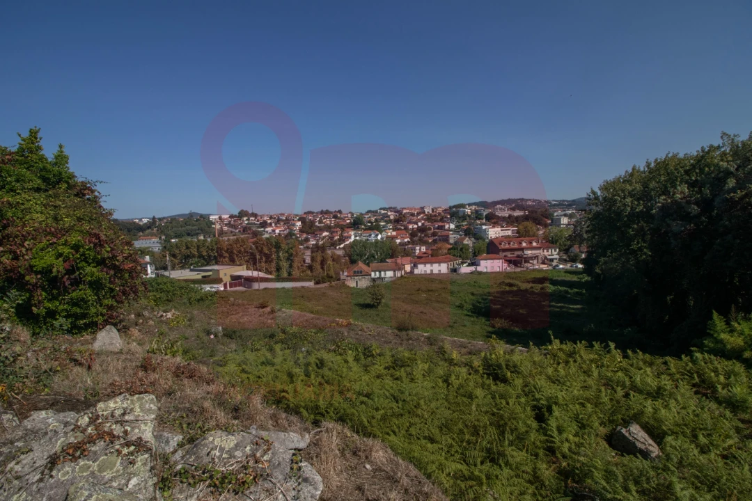 Terreno para Venda em São Tomé de Negrelos Foto 6
