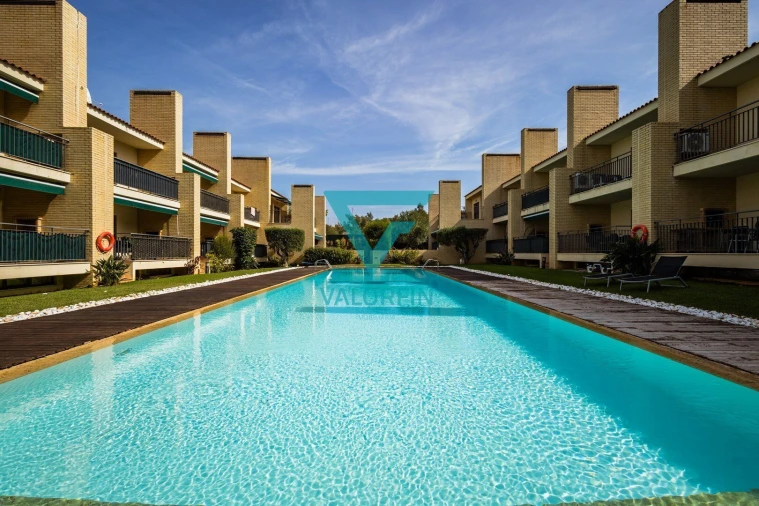 Moradia T4 para Venda em Boliqueime Foto 1