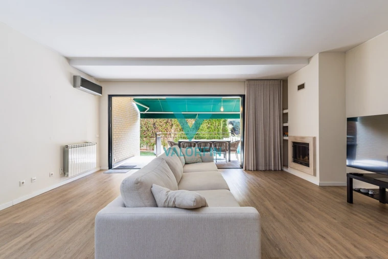 Moradia T4 para Venda em Boliqueime Foto 6