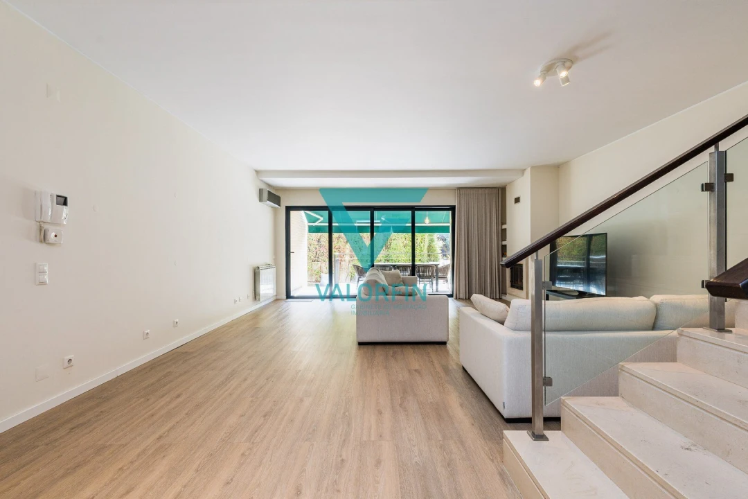 Moradia T4 para Venda em Boliqueime Foto 7