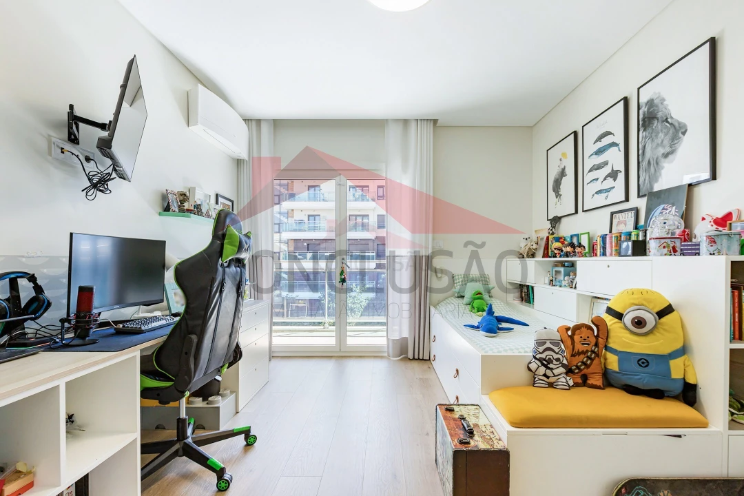 Apartamento T3 para Venda em Sacavém e Prior Velho Foto 14