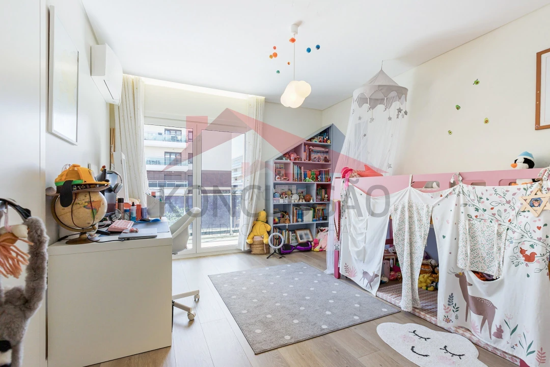 Apartamento T3 para Venda em Sacavém e Prior Velho Foto 19