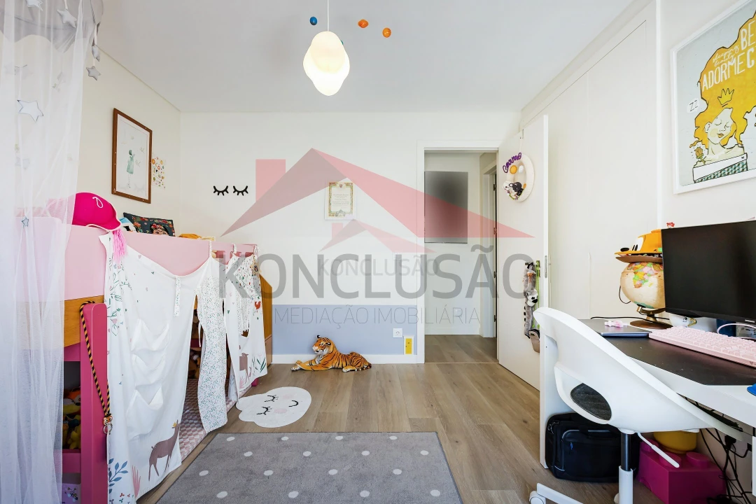 Apartamento T3 para Venda em Sacavém e Prior Velho Foto 18