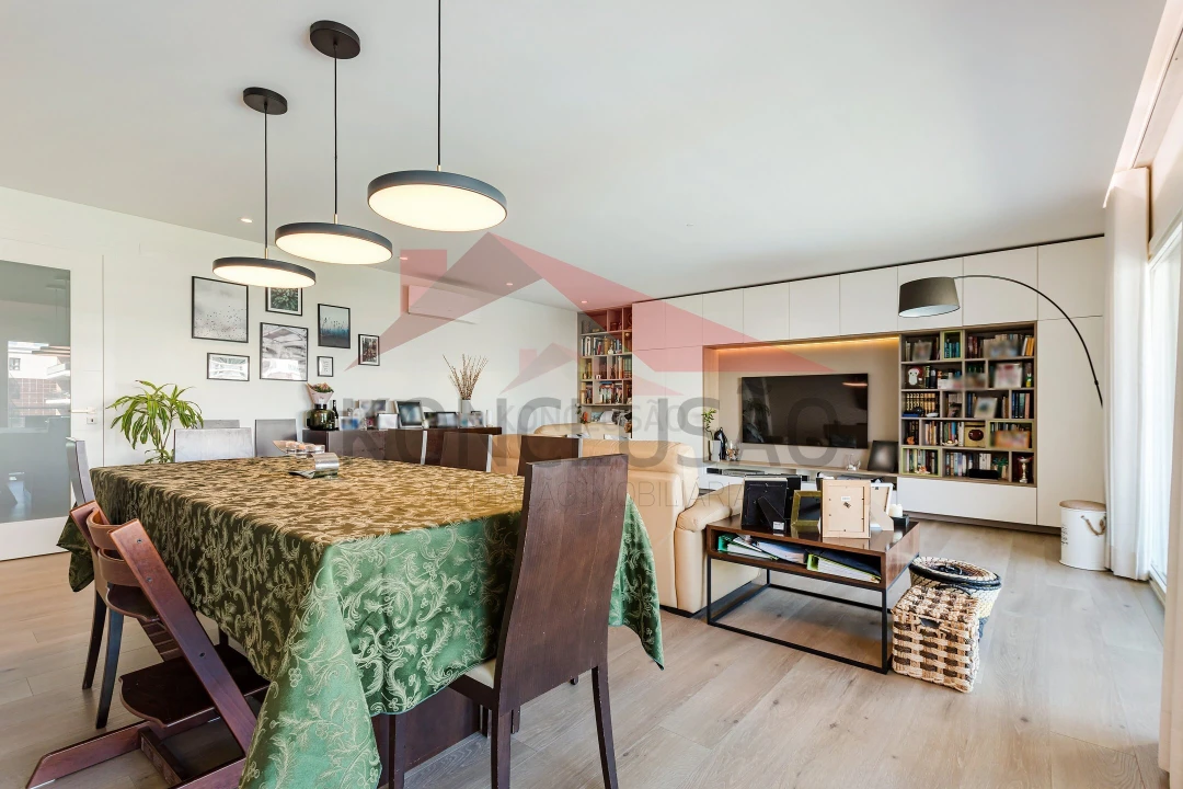 Apartamento T3 para Venda em Sacavém e Prior Velho Foto 7