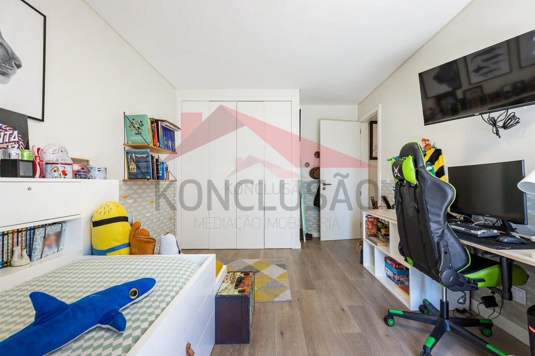 Apartamento T3 para Venda em Sacavém e Prior Velho Foto 15