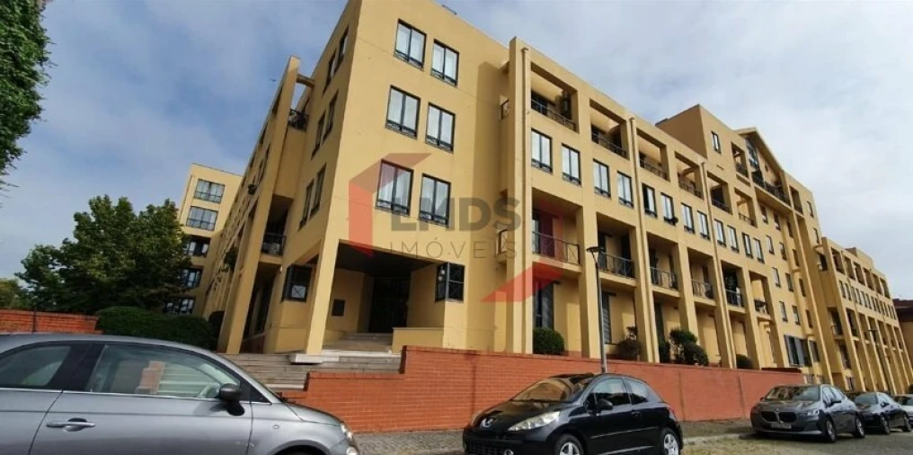 Apartamento T3 para Venda em Paranhos Foto 3