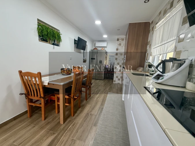 Moradia T4 para Venda em Pinhal Novo Foto 8