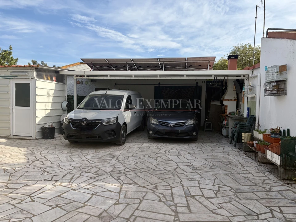 Moradia T4 para Venda em Pinhal Novo Foto 4