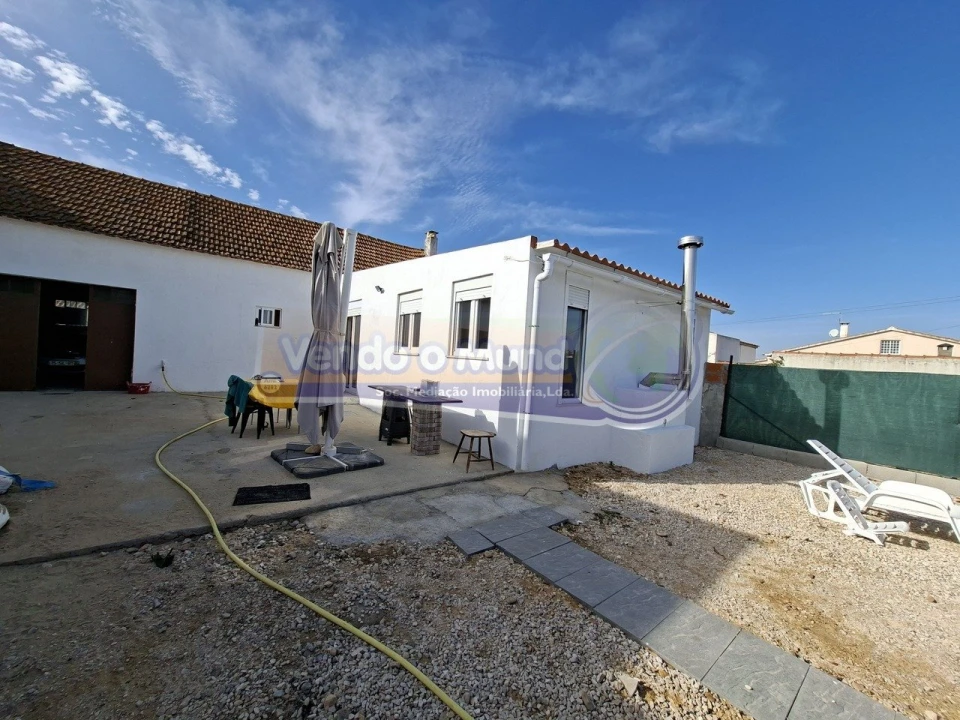Moradia T2 para Venda em Glória do Ribatejo e Granho Foto 5