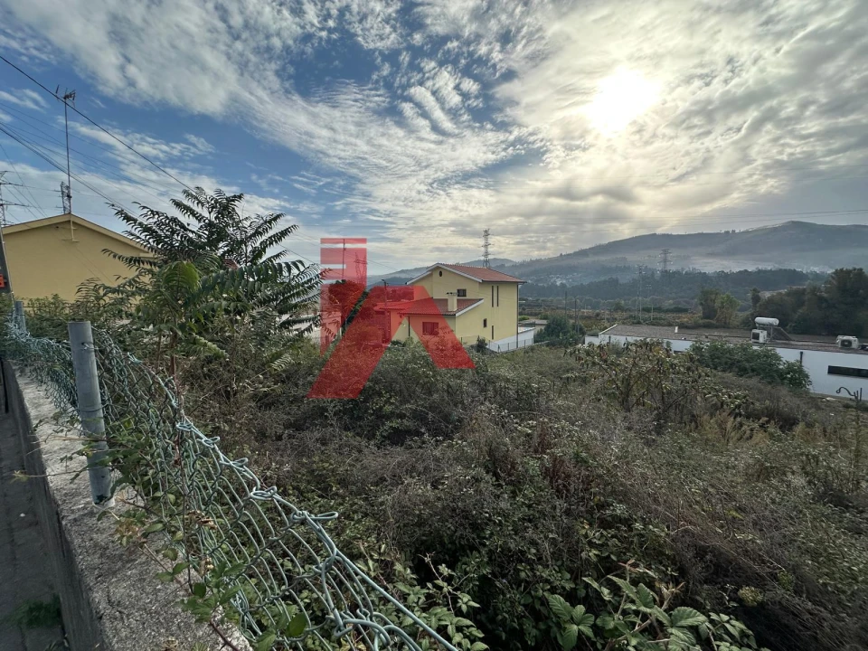 Terreno para Venda em Santo Emilião Foto 1