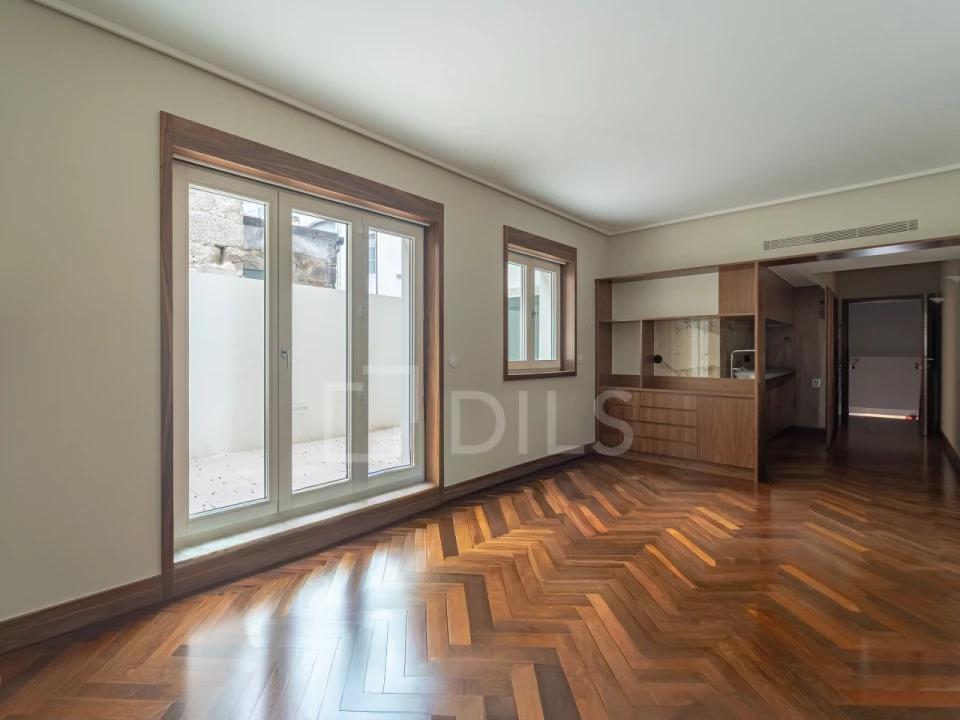 Apartamento T1 para Venda em Cedofeita, Santo Ildefonso, Sé, Miragaia, São Nicolau e Vitória Foto 1