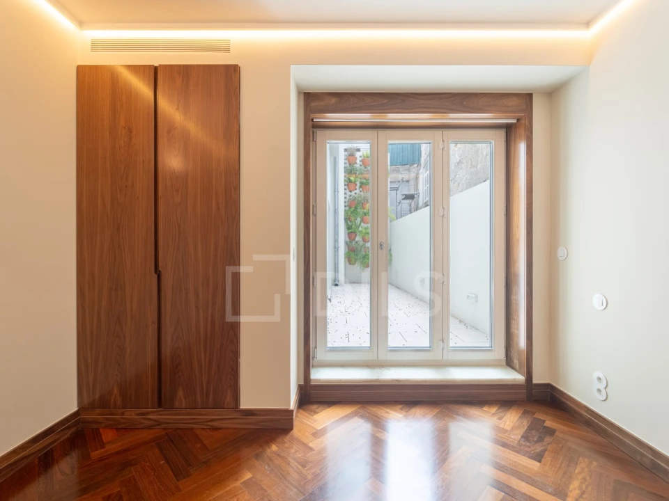 Apartamento T1 para Venda em Cedofeita, Santo Ildefonso, Sé, Miragaia, São Nicolau e Vitória Foto 6