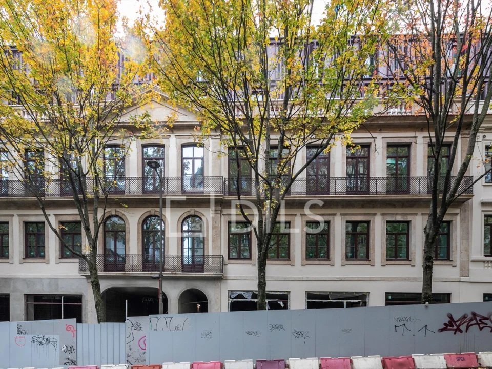 Apartamento T3 para Venda em Cedofeita, Santo Ildefonso, Sé, Miragaia, São Nicolau e Vitória Foto 44