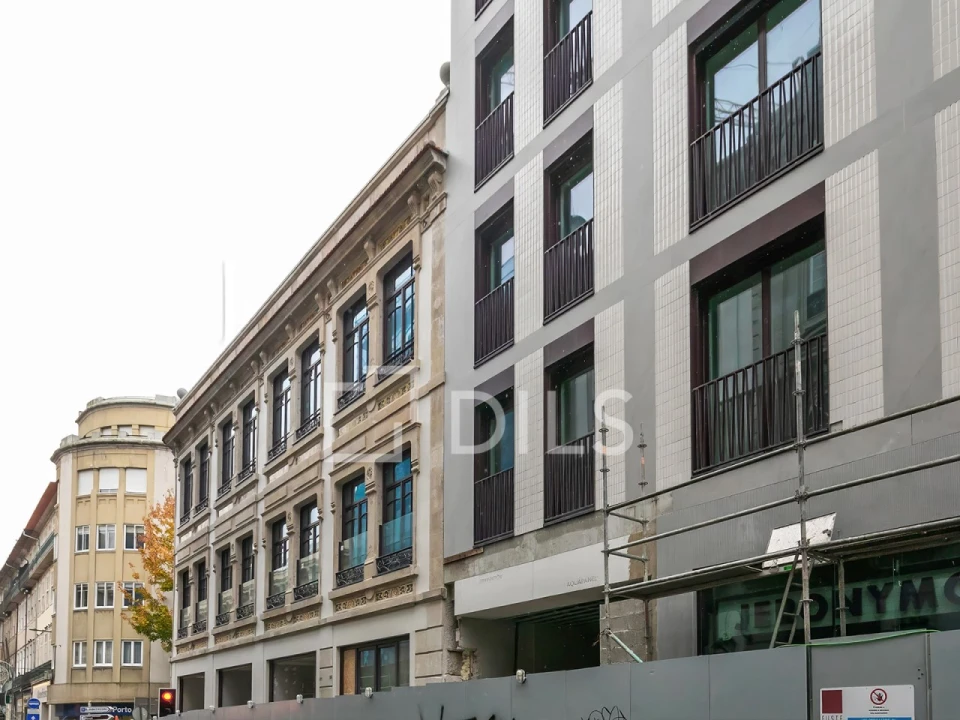 Apartamento T3 para Venda em Cedofeita, Santo Ildefonso, Sé, Miragaia, São Nicolau e Vitória Foto 48