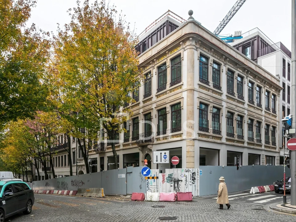 Apartamento T3 para Venda em Cedofeita, Santo Ildefonso, Sé, Miragaia, São Nicolau e Vitória Foto 57
