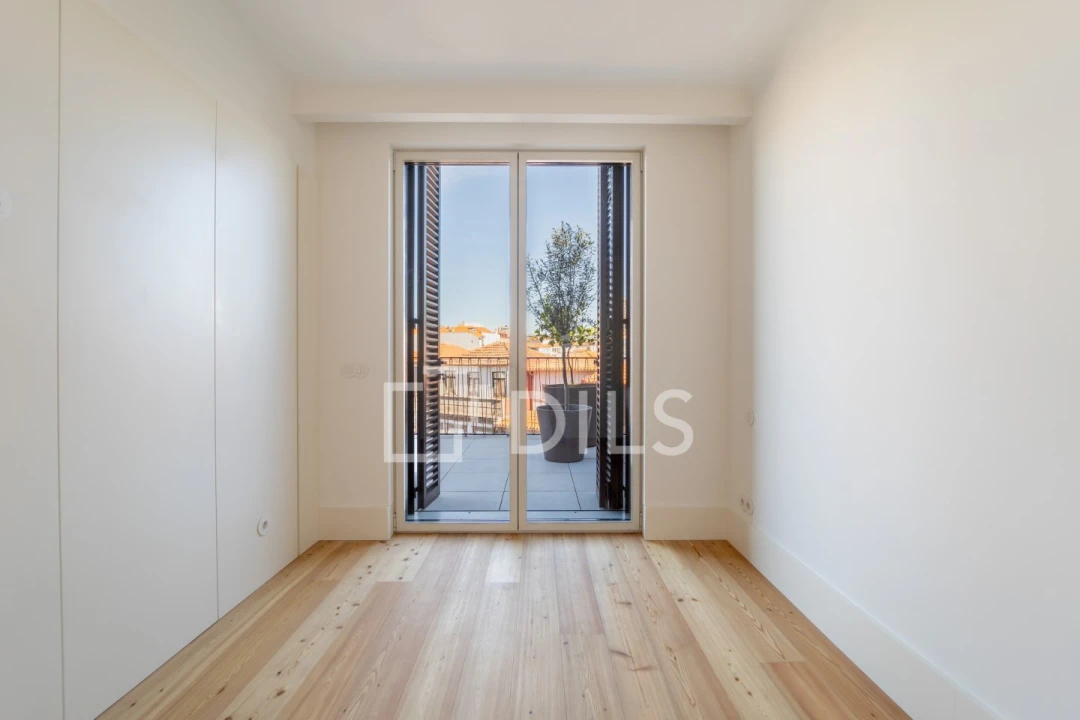 Apartamento T3 para Venda em Cedofeita, Santo Ildefonso, Sé, Miragaia, São Nicolau e Vitória Foto 7