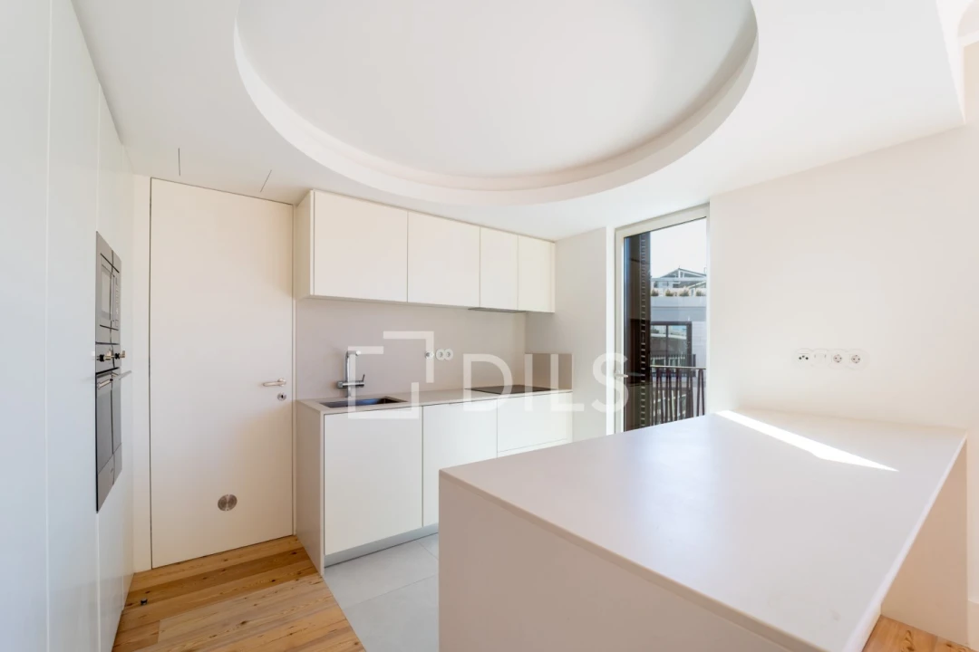 Apartamento T3 para Venda em Cedofeita, Santo Ildefonso, Sé, Miragaia, São Nicolau e Vitória Foto 16