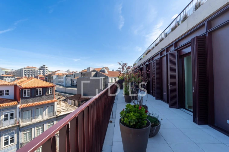 Apartamento T3 para Venda em Cedofeita, Santo Ildefonso, Sé, Miragaia, São Nicolau e Vitória Foto 9